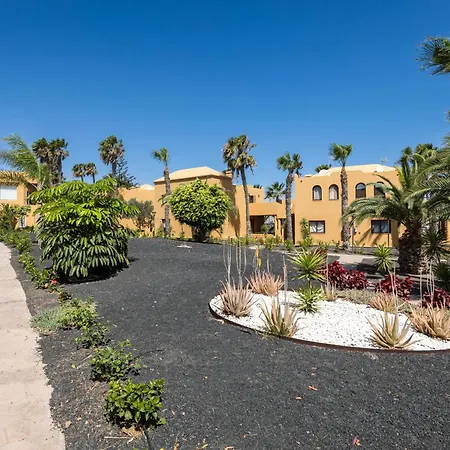 Apartment Home2book Pleasant Pool & Terrace, *